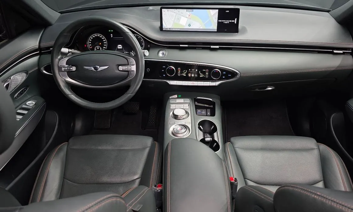Genesis GV70 — фото 10