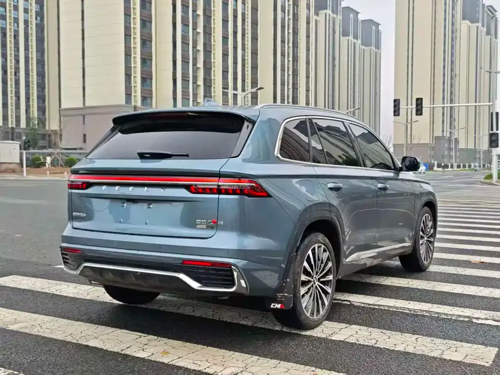 Geely Xingyue L — фото 7
