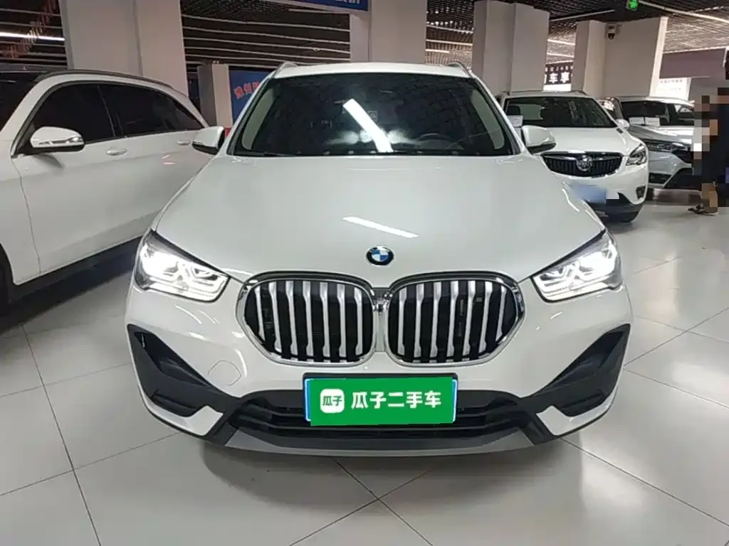 BMW X1 — фото 3