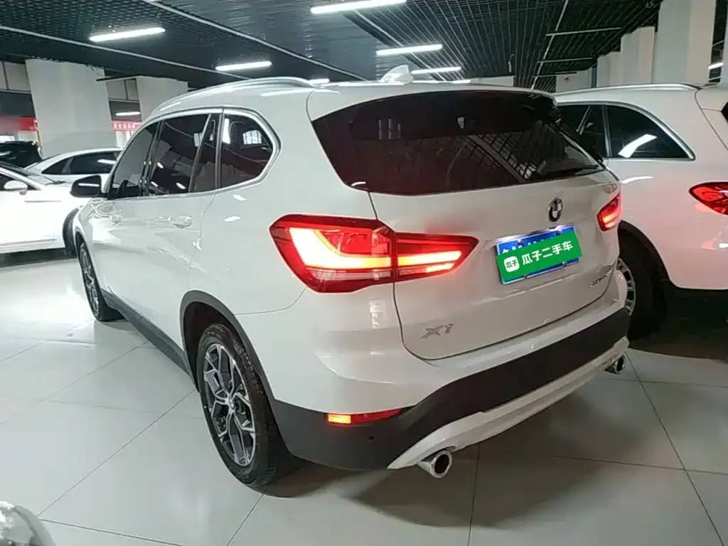 BMW X1 — фото 2