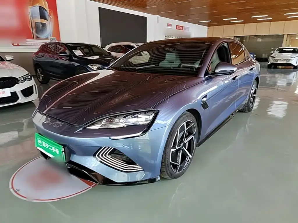 BYD Seal — фото 4