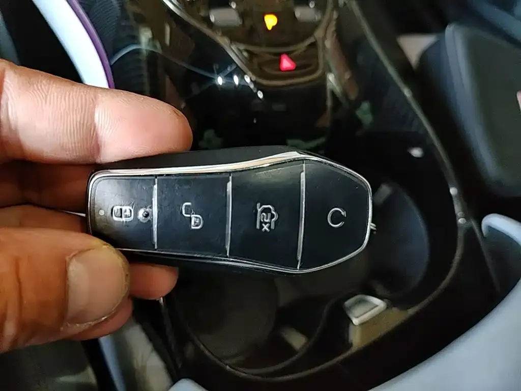BYD Seal — фото 6