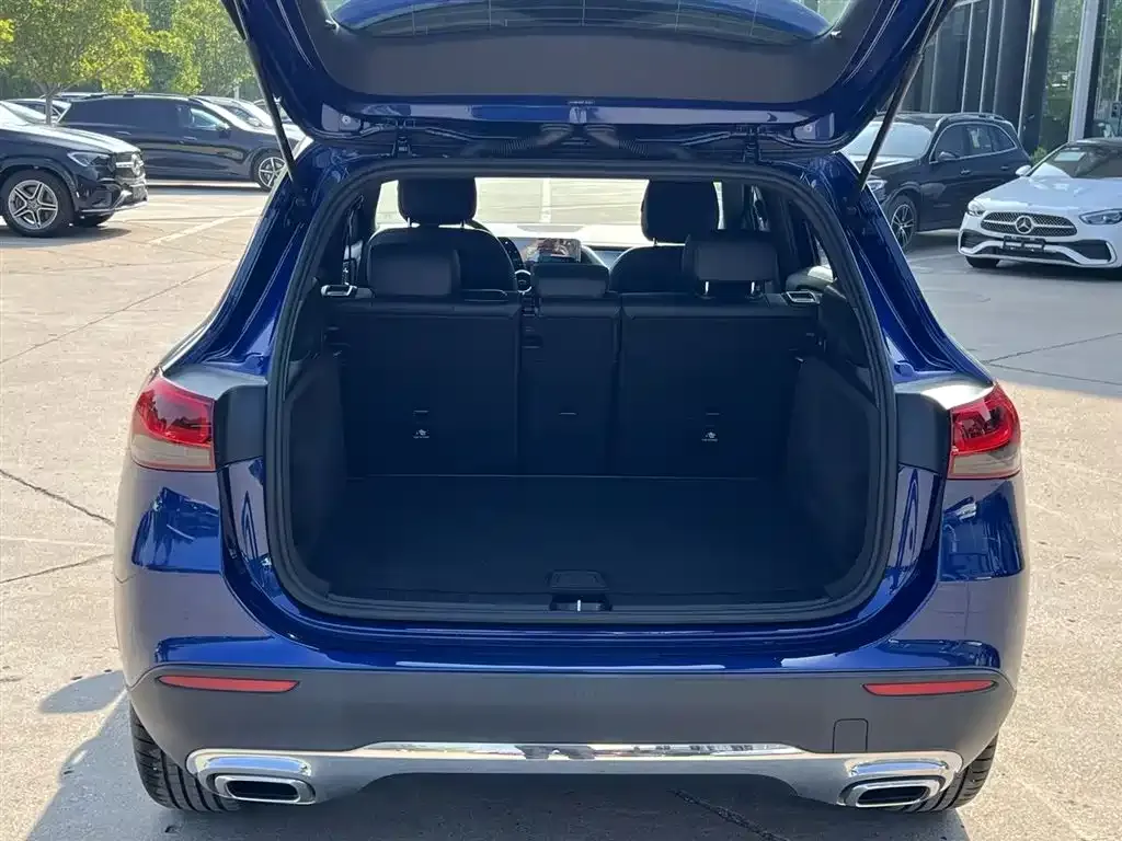 Mercedes-Benz GLA — фото 8