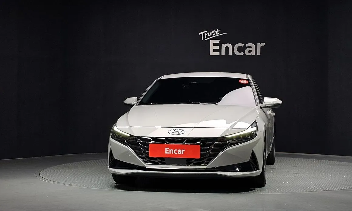 Hyundai AVANTE — фото 3
