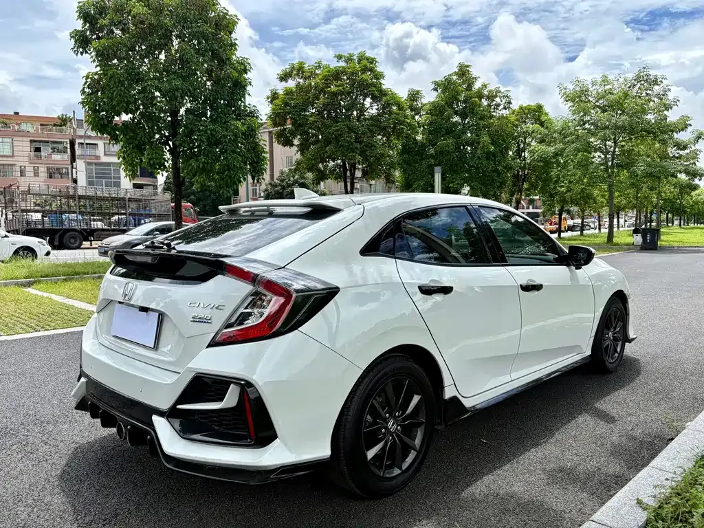 Honda Civic — фото 6