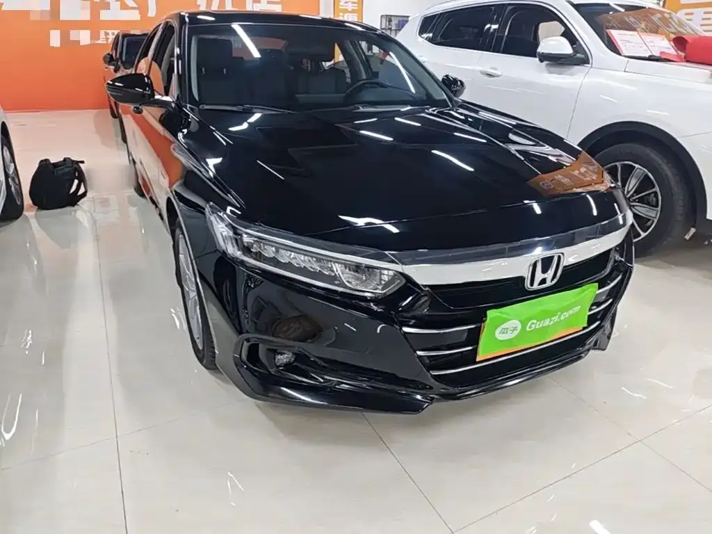 Honda Accord — фото 4