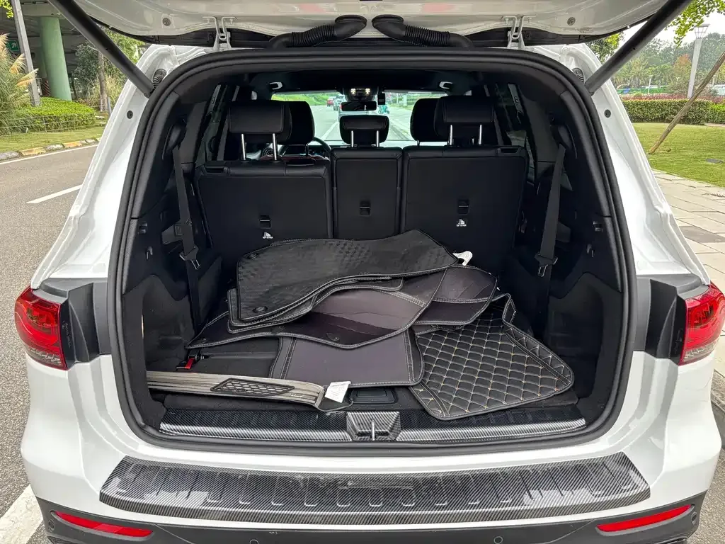 Mercedes-Benz GLB AMG — фото 3
