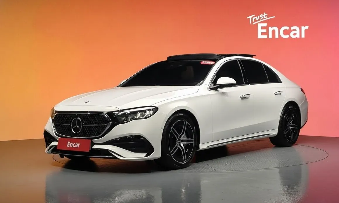 Mercedes-Benz E-Class — фото 1
