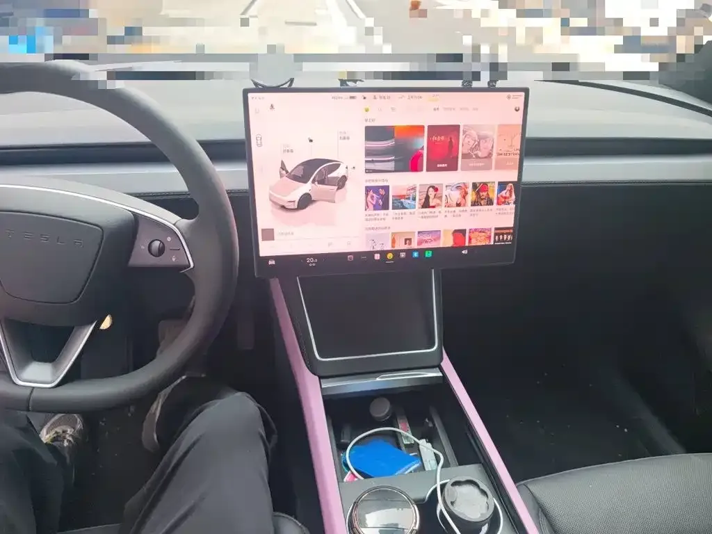 Tesla Model Y — фото 7