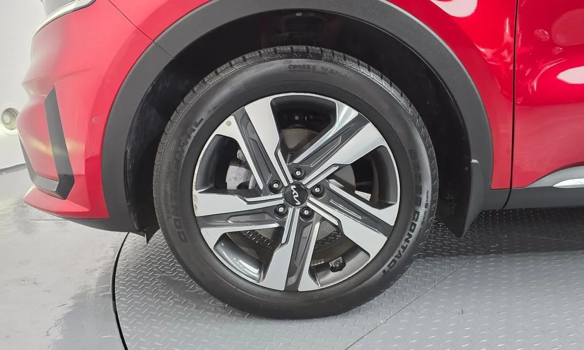Kia Sorento — фото 8