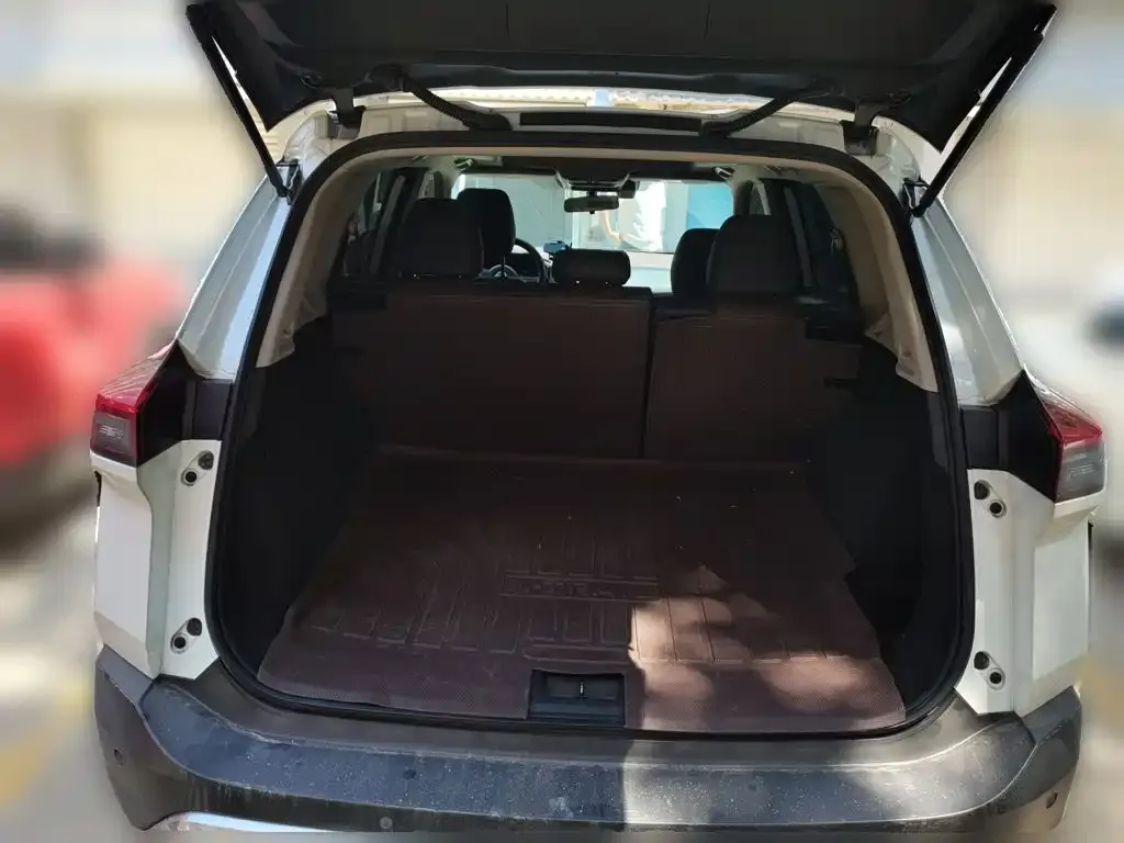 Nissan X-Trail — фото 9