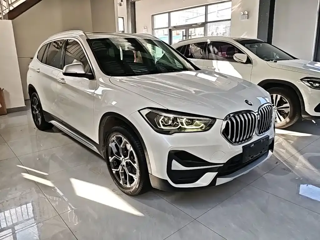 BMW X1 — фото 3