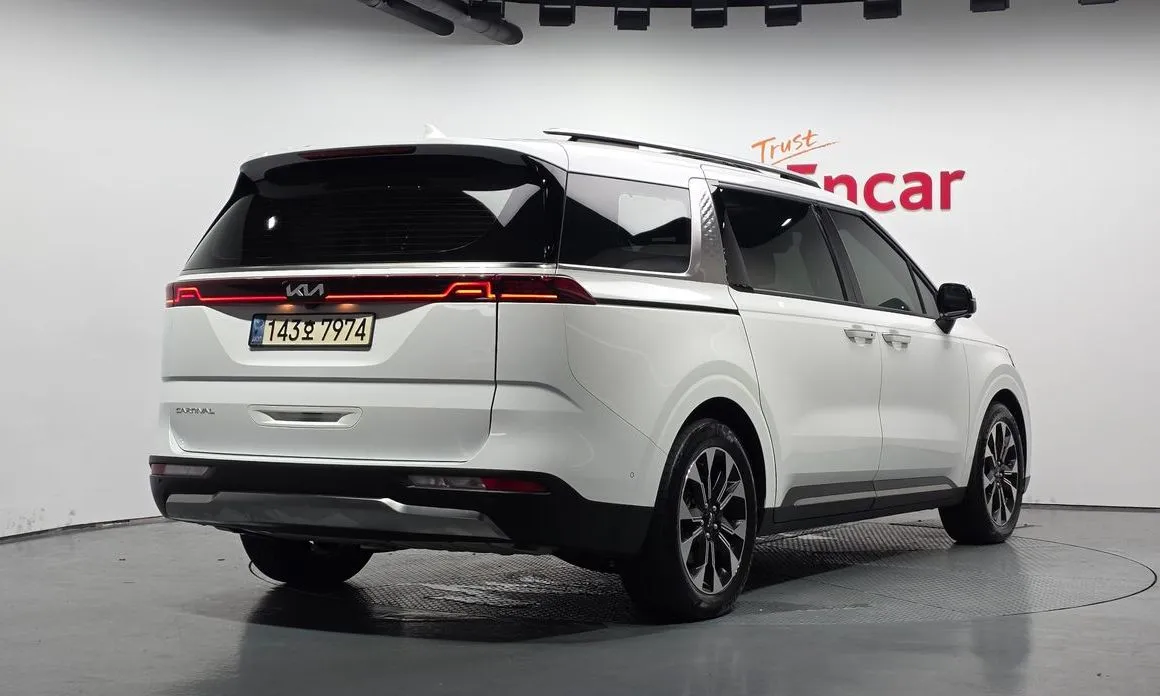 Kia Carnival — фото 2