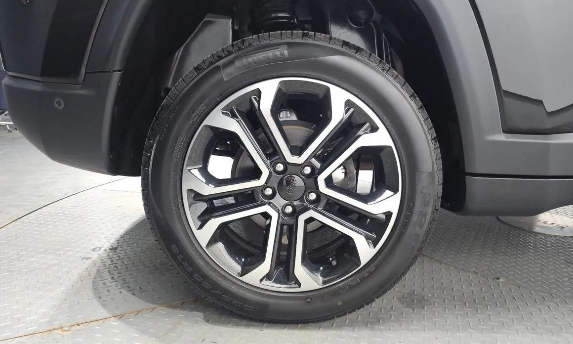 Jeep Compass — фото 10