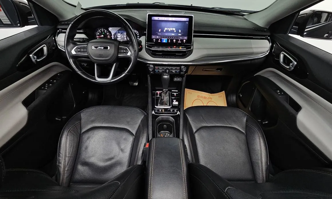 Jeep Compass — фото 4