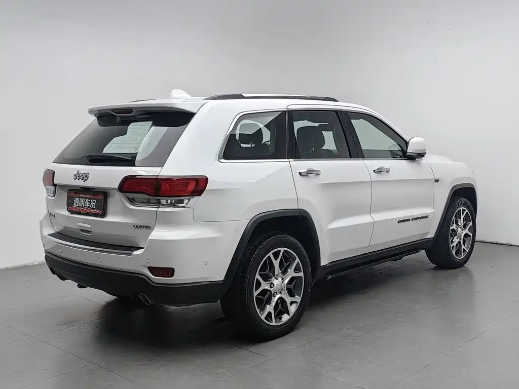 Jeep Grand Cherokee (Import) — фото 3