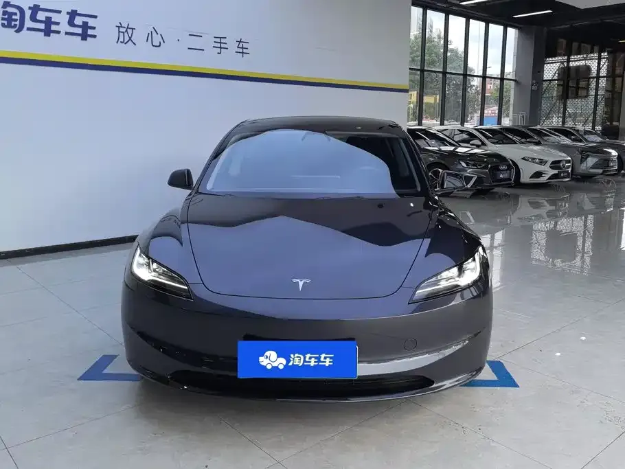 Tesla Model 3 — фото 5