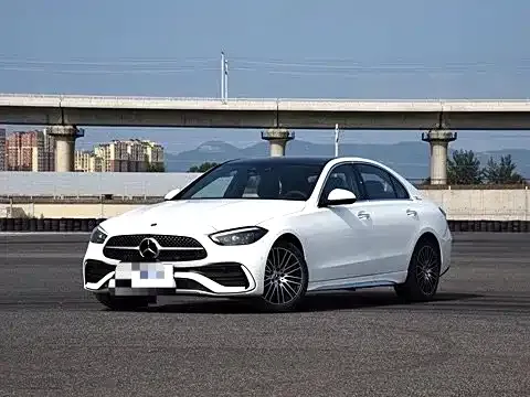 Mercedes-Benz C-Class — фото 1
