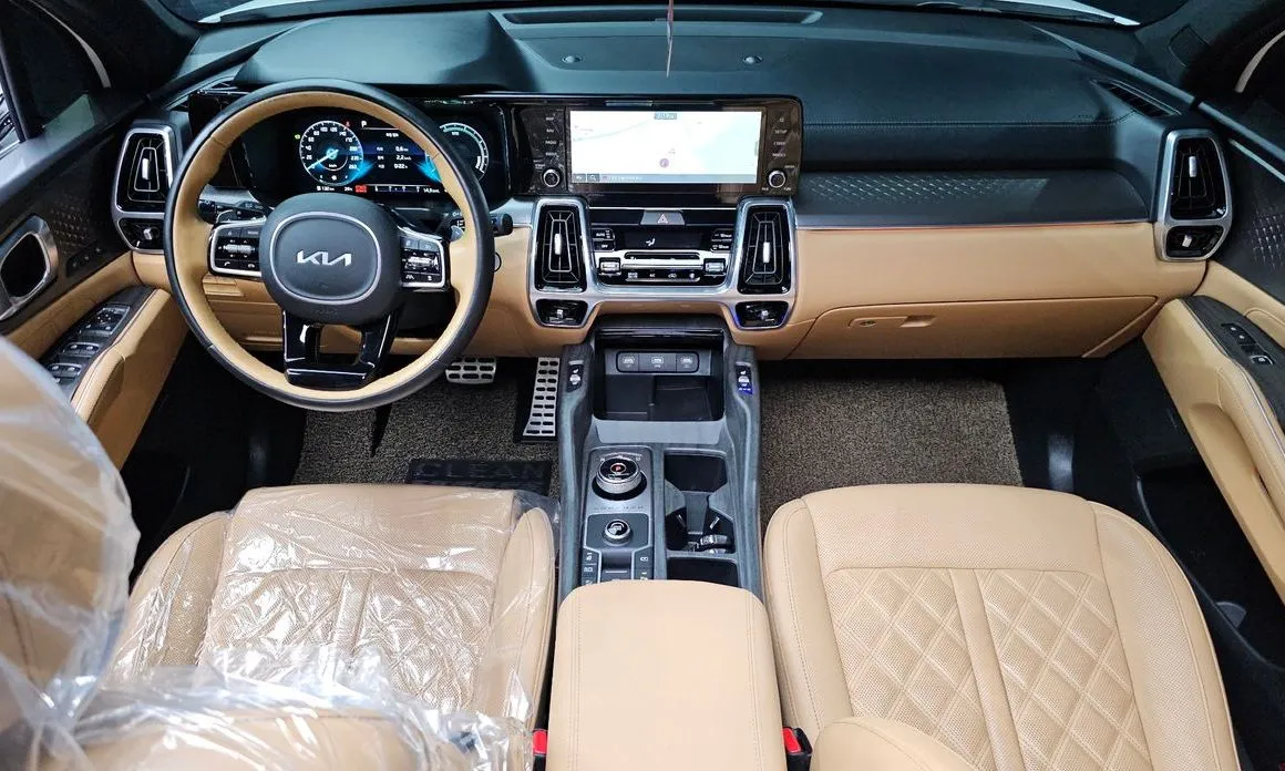 Kia Sorento — фото 7