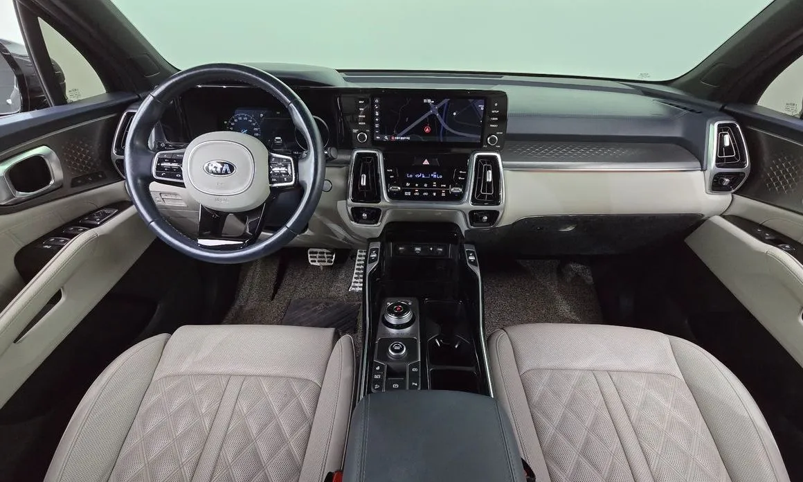 Kia Sorento — фото 9