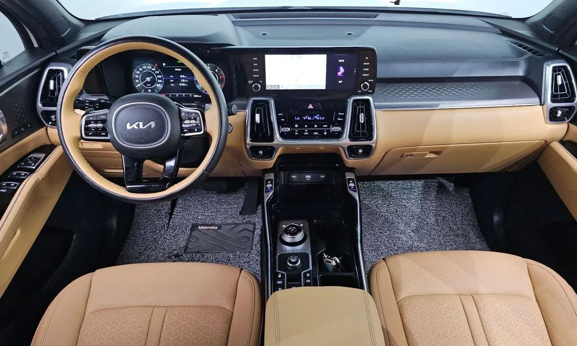 Kia Sorento — фото 10
