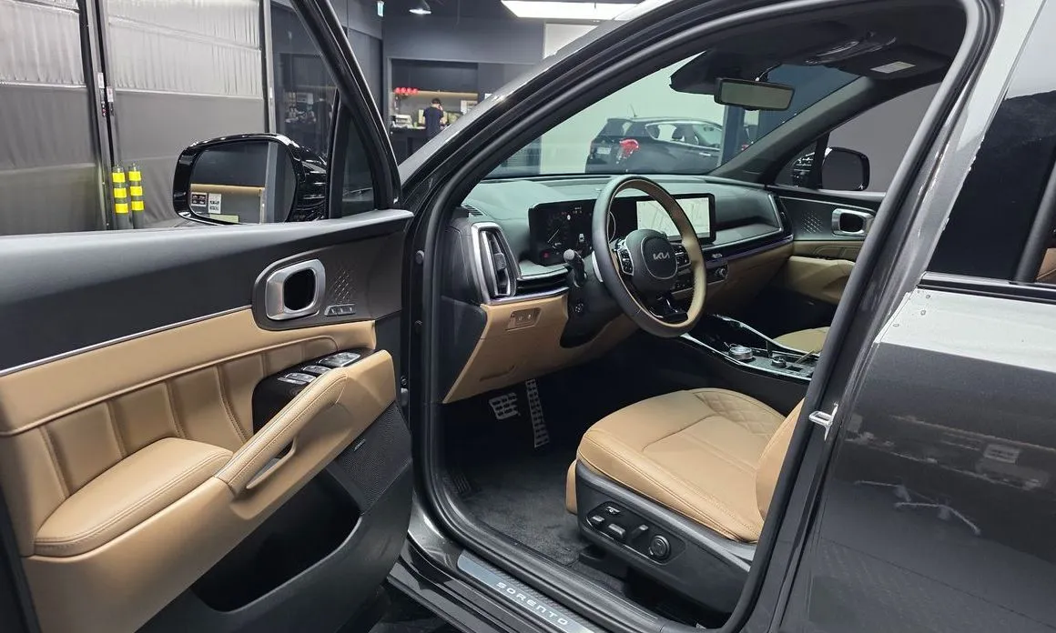 Kia Sorento — фото 6
