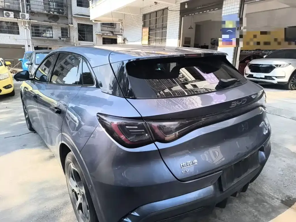 BYD Seal 06GT — фото 4