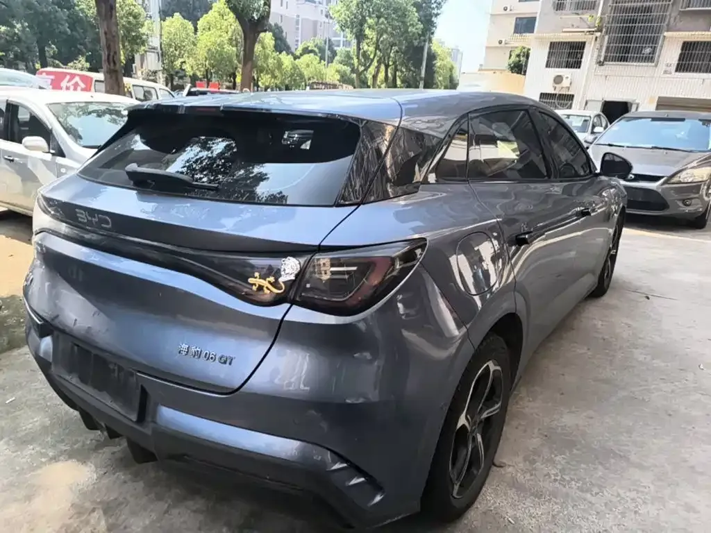 BYD Seal 06GT — фото 7