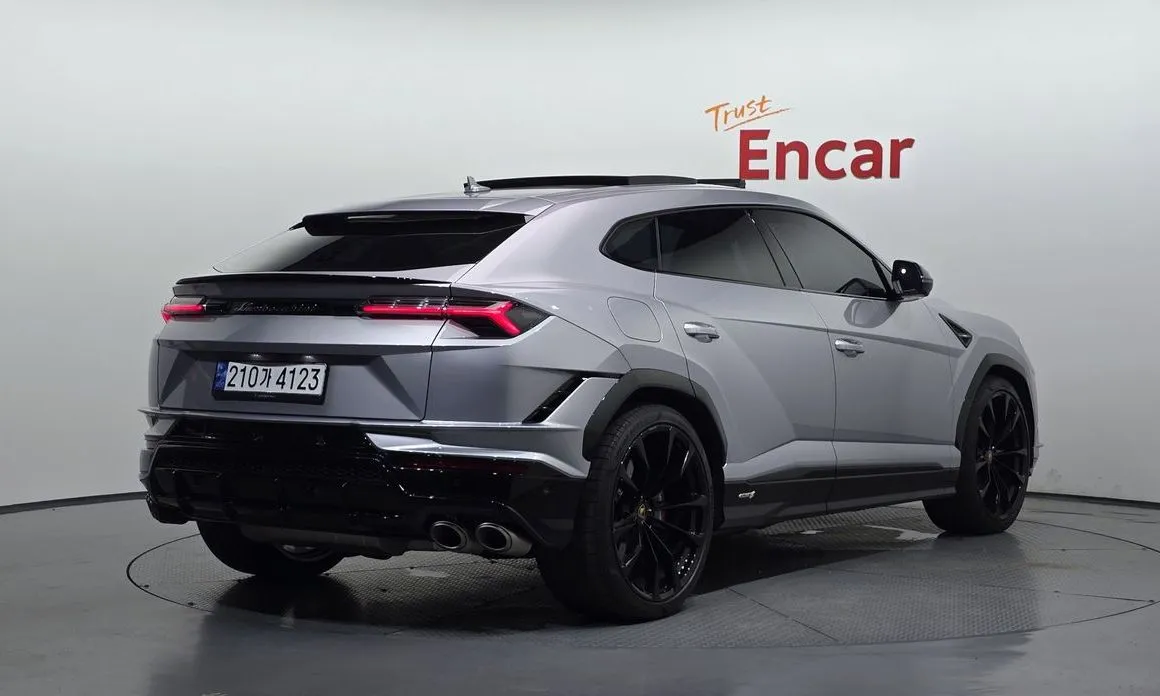 Lamborghini Urus — фото 3