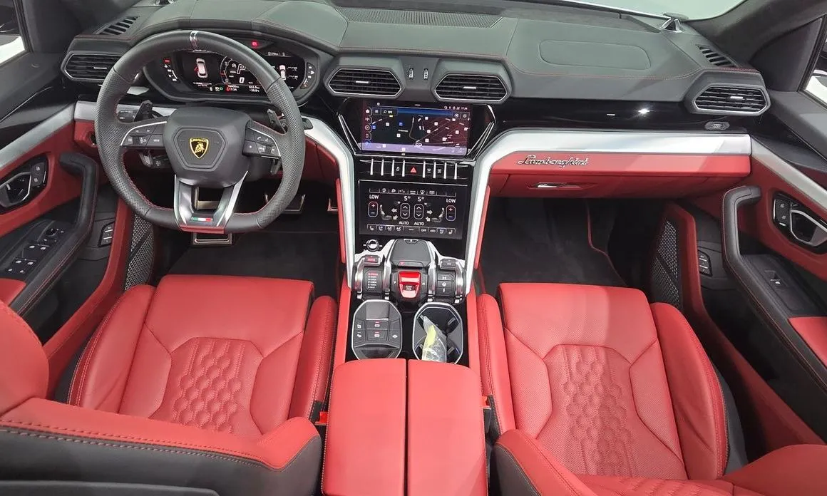 Lamborghini Urus — фото 7