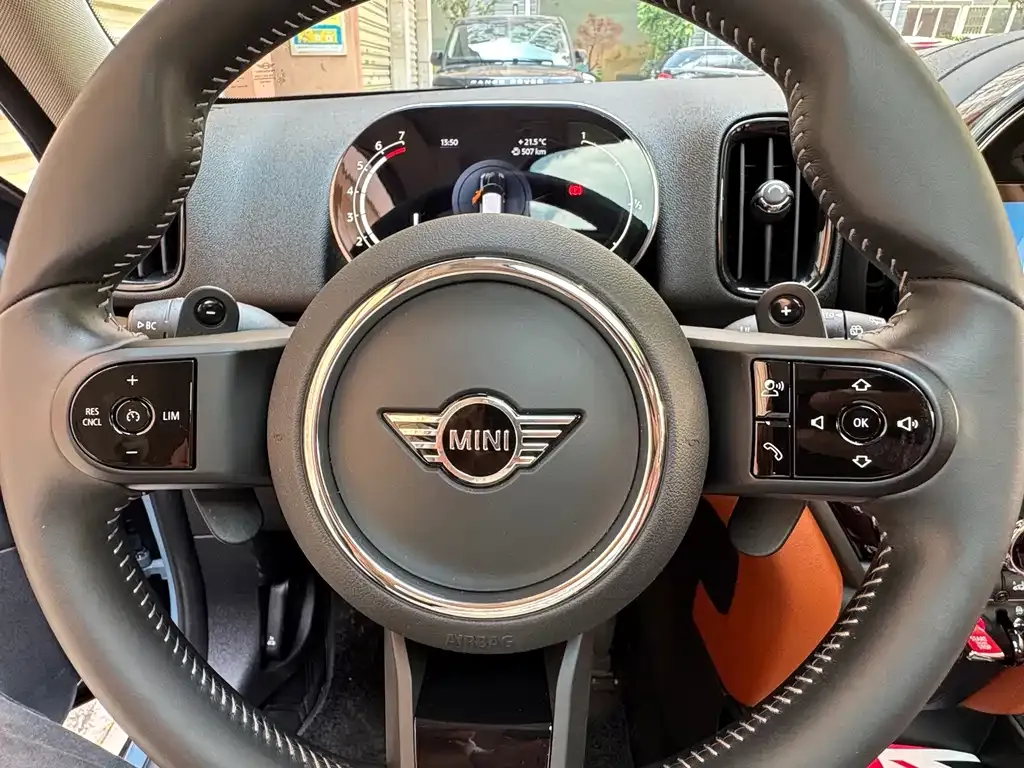 MINI Countryman — фото 10
