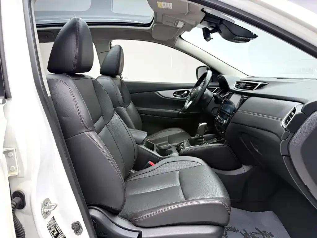 Nissan Qashqai — фото 6