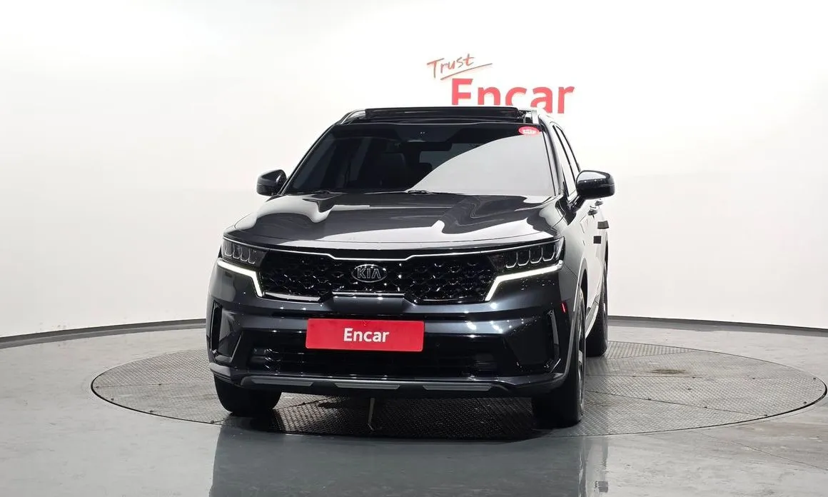 Kia Sorento — фото 10