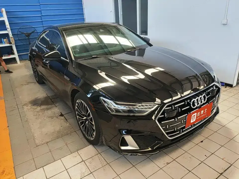 Audi A7L — фото 3