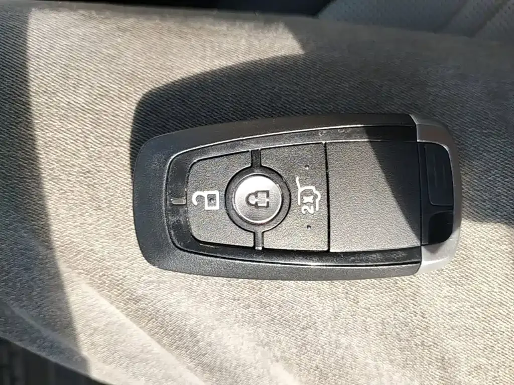 Ford Edge — фото 9