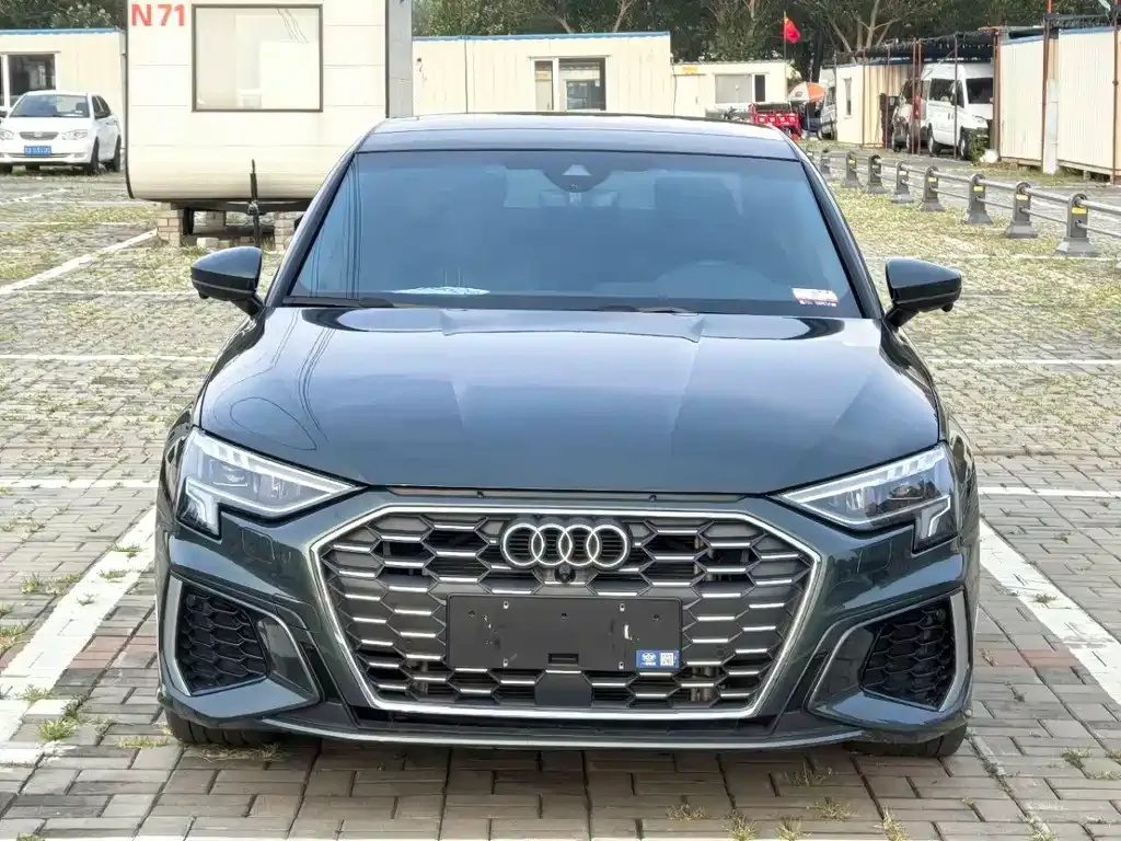 Audi A3 — фото 2