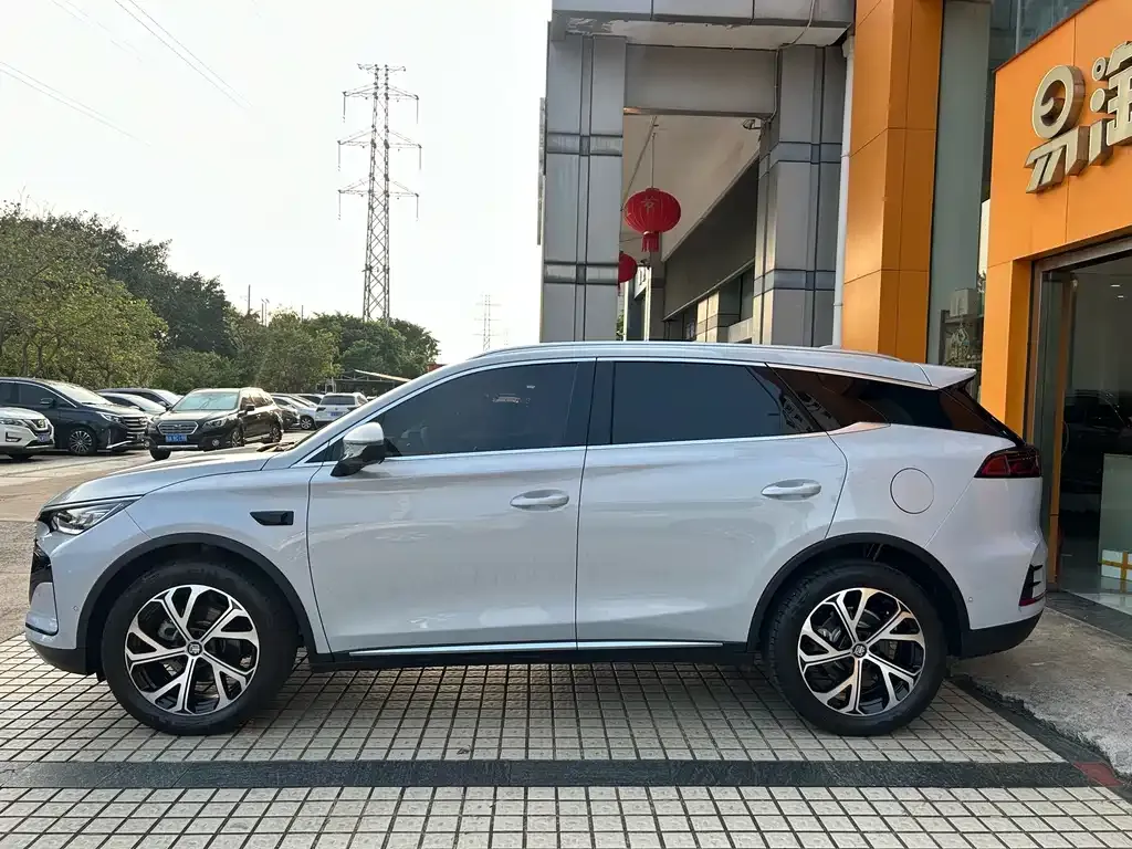 BYD Tang New Energy — фото 8