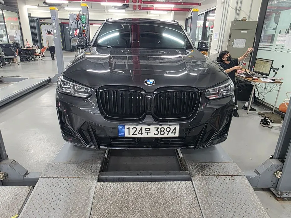 BMW X4 — фото 10