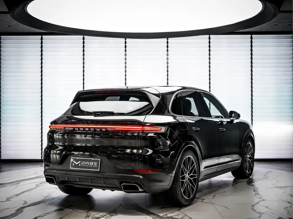 Porsche Cayenne — фото 2