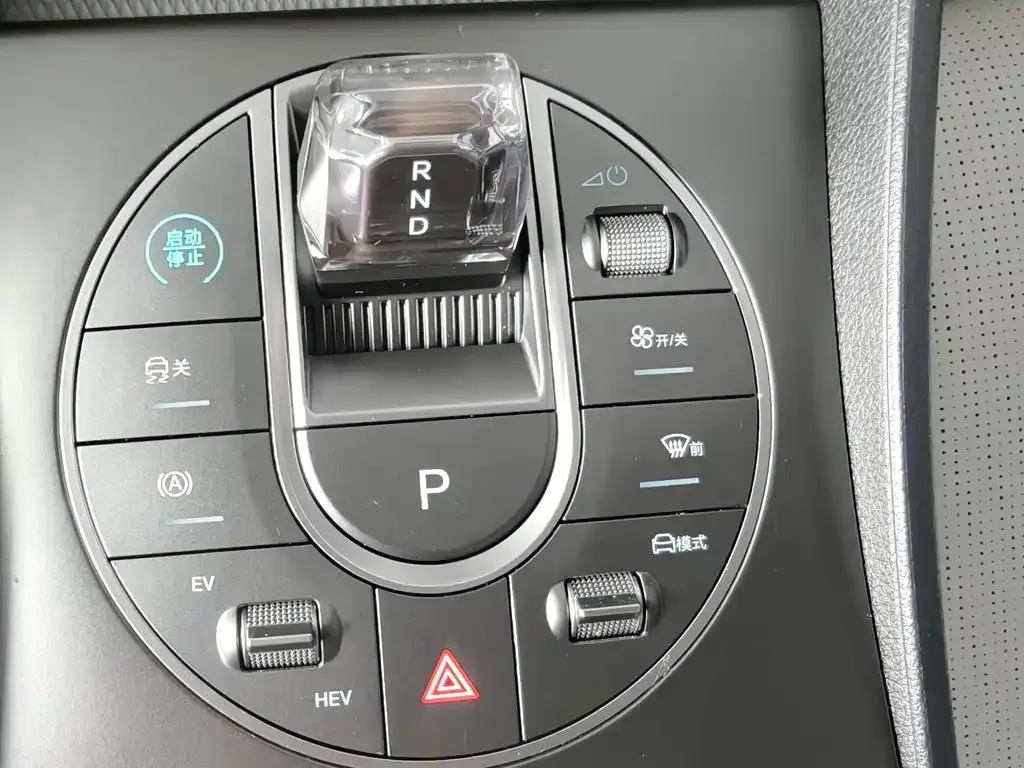 BYD Seal 05 DM-i — фото 2