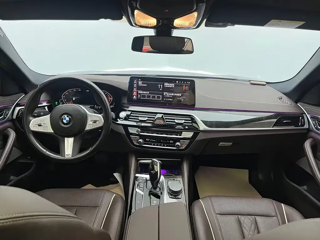 BMW 5 Series — фото 10