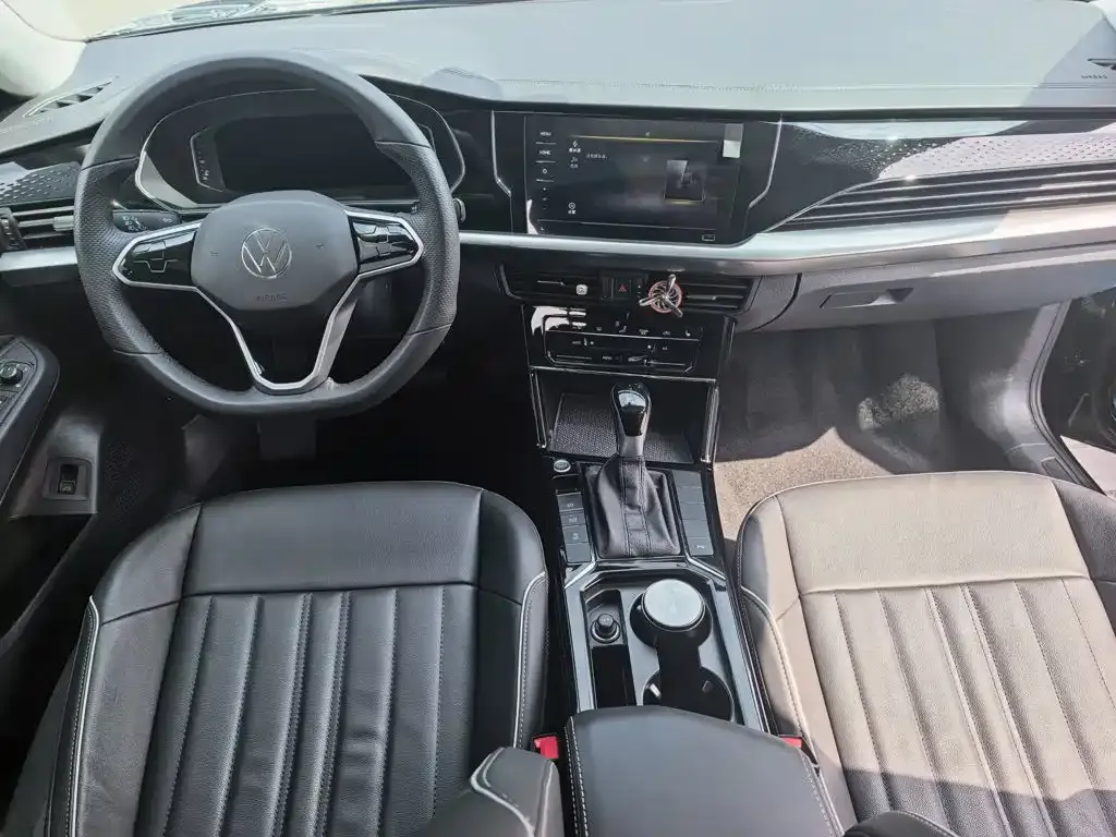 Volkswagen Passat — фото 6