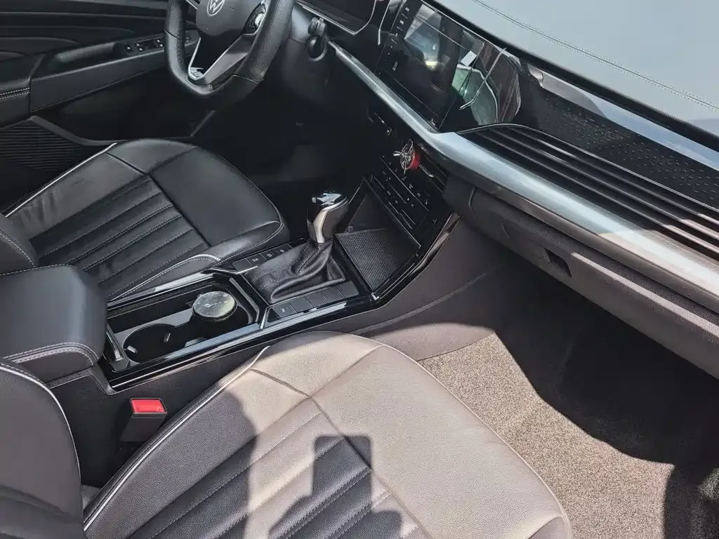 Volkswagen Passat — фото 3