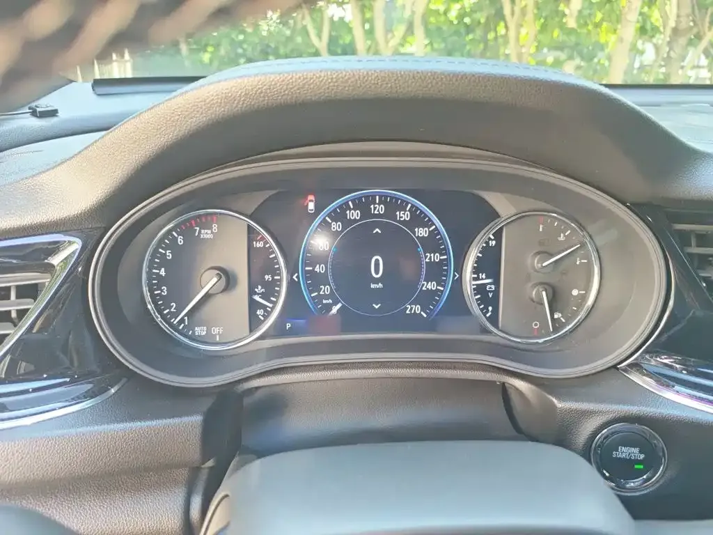 Buick Regal — фото 10