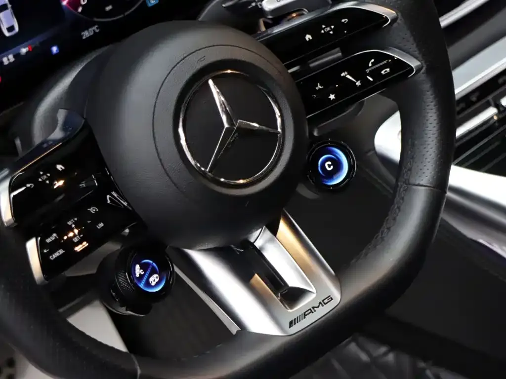 Mercedes-Benz AMG GT — фото 10