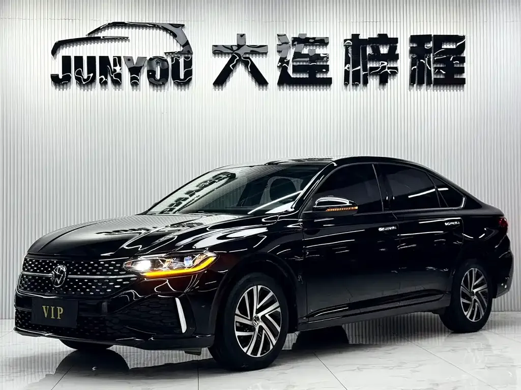 Volkswagen Lavida — фото 1