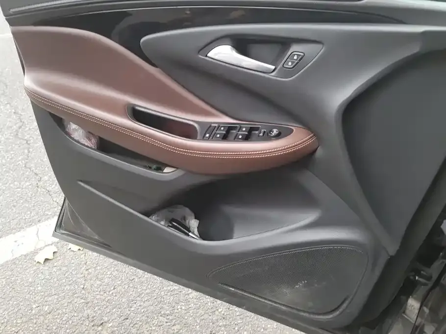 Buick Envision Plus — фото 9