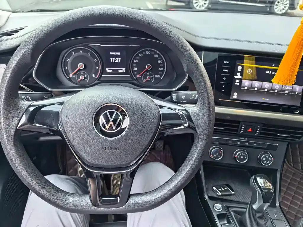 Volkswagen Passat — фото 8