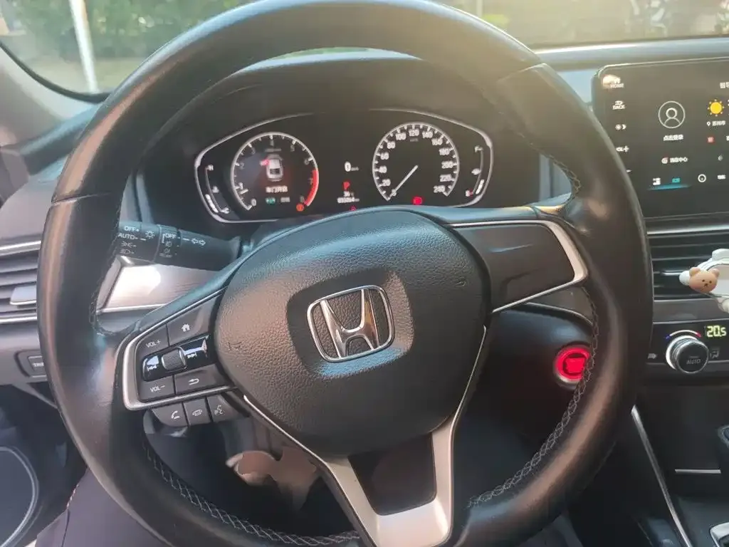 Honda Accord — фото 4