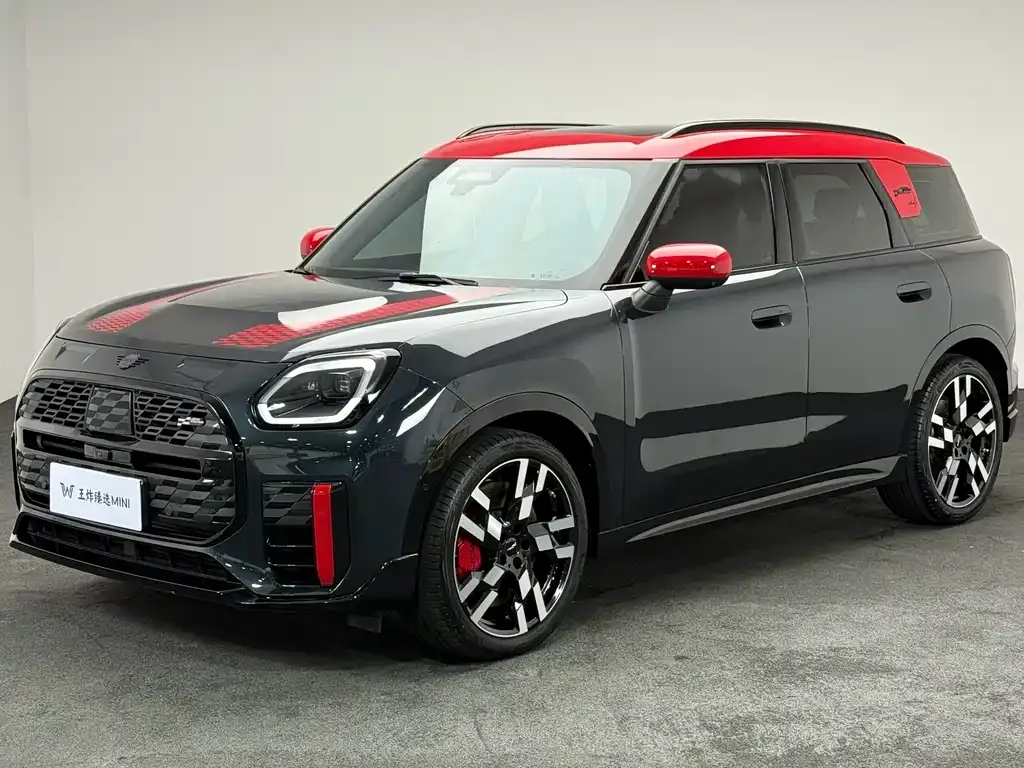 MINI Countryman JCW — фото 1
